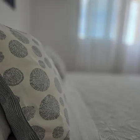 شقة Oliva