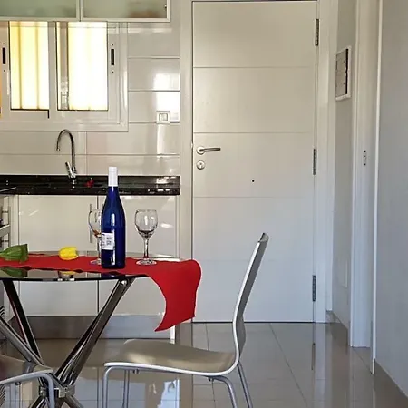 Oliva Apartment *